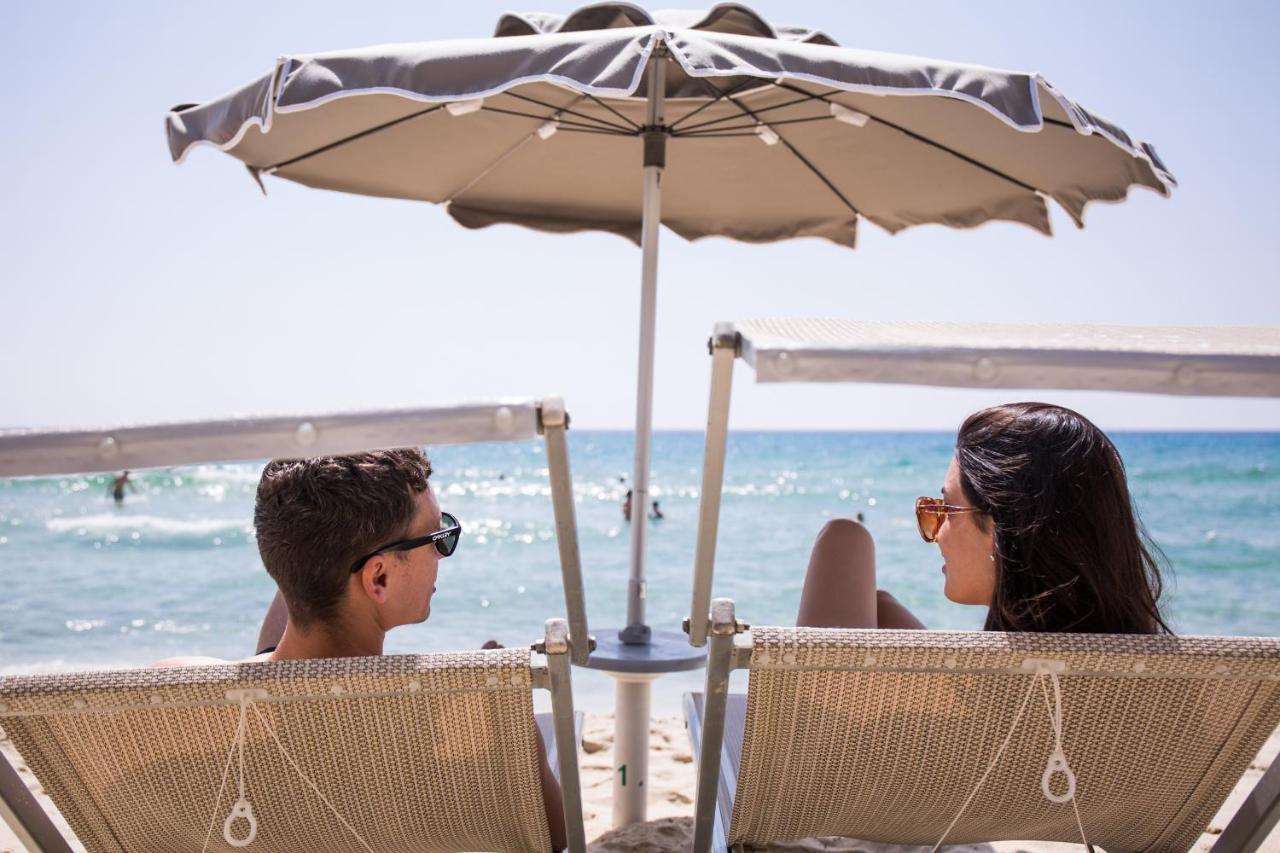 Albaruja Hotel Costa Rei Eksteriør billede